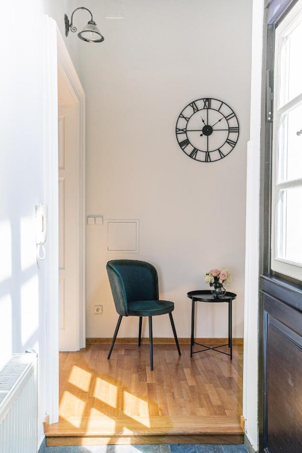New Stylish 3 Bedrooms In Mala Strana - N2nd Appartement *
