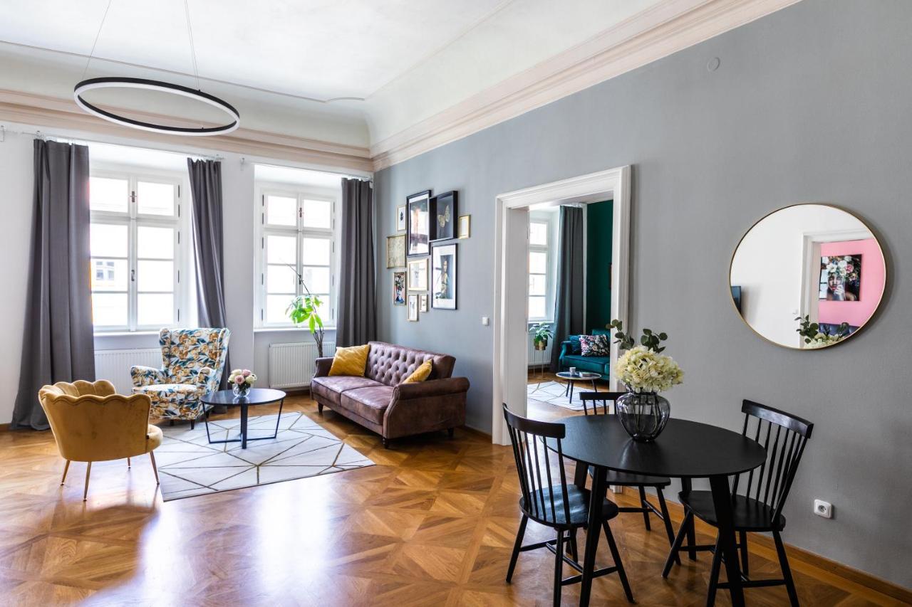 New Stylish 3 Bedrooms In Mala Strana - N2nd * Praag